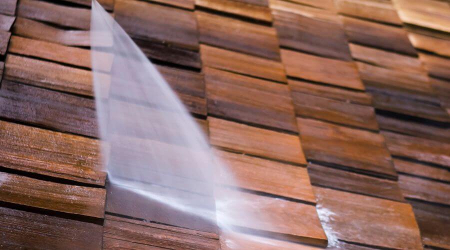 Professional gutter cleaning in Smyrna, NC